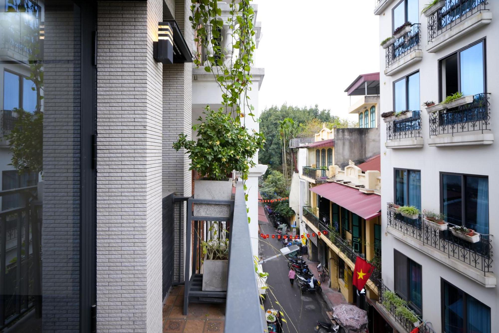 Fusion Gates * Hanoi